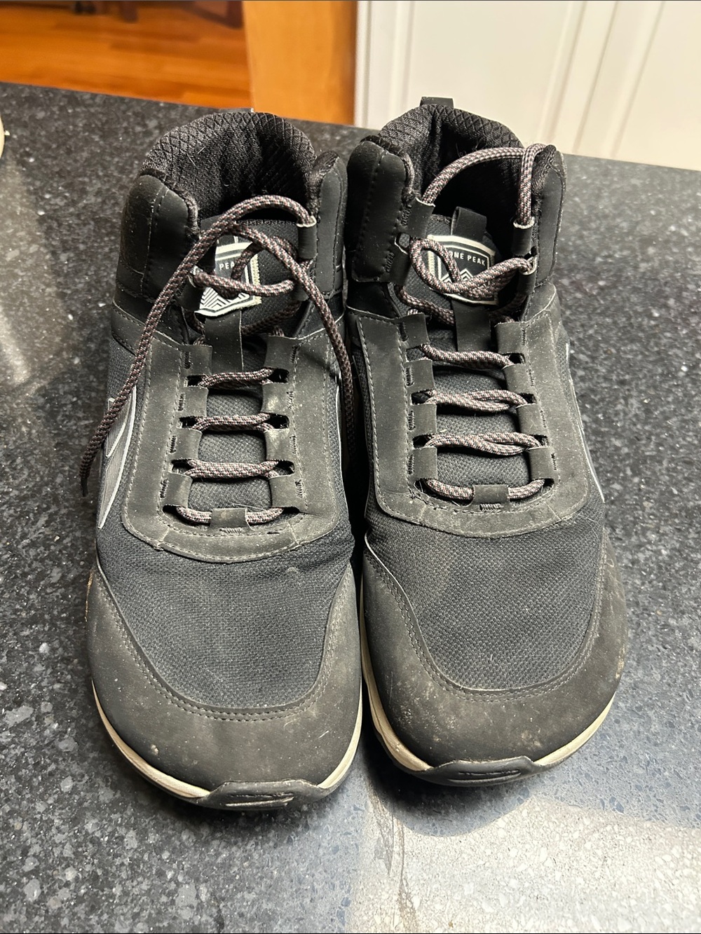 Altra Men's Lone Peak Mid Hiker